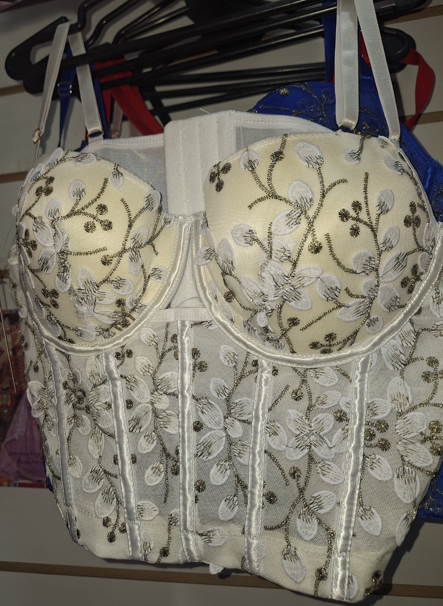 Corset - Imagen 3