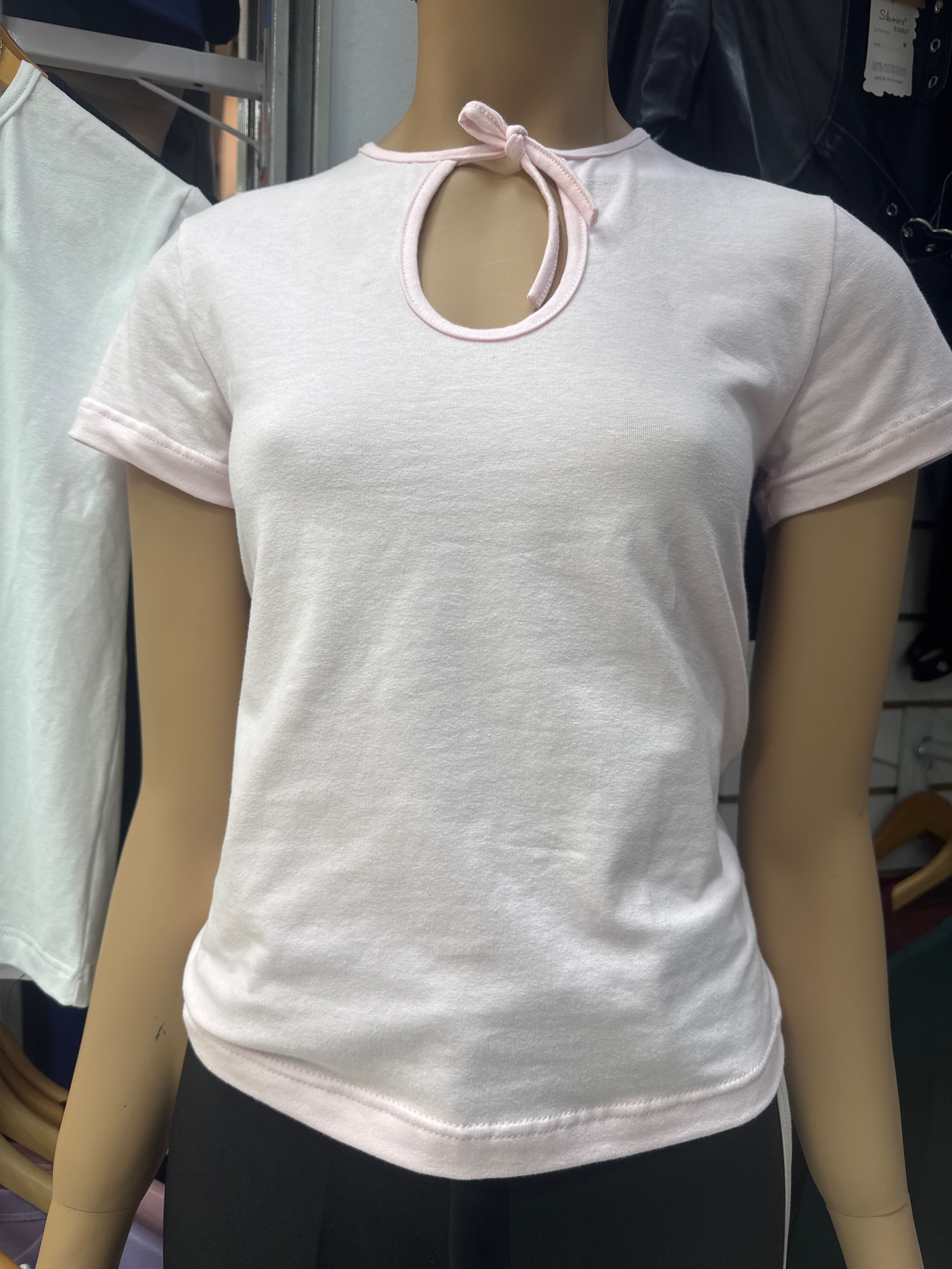 Remera Keyhole - IMG_2754.jpeg