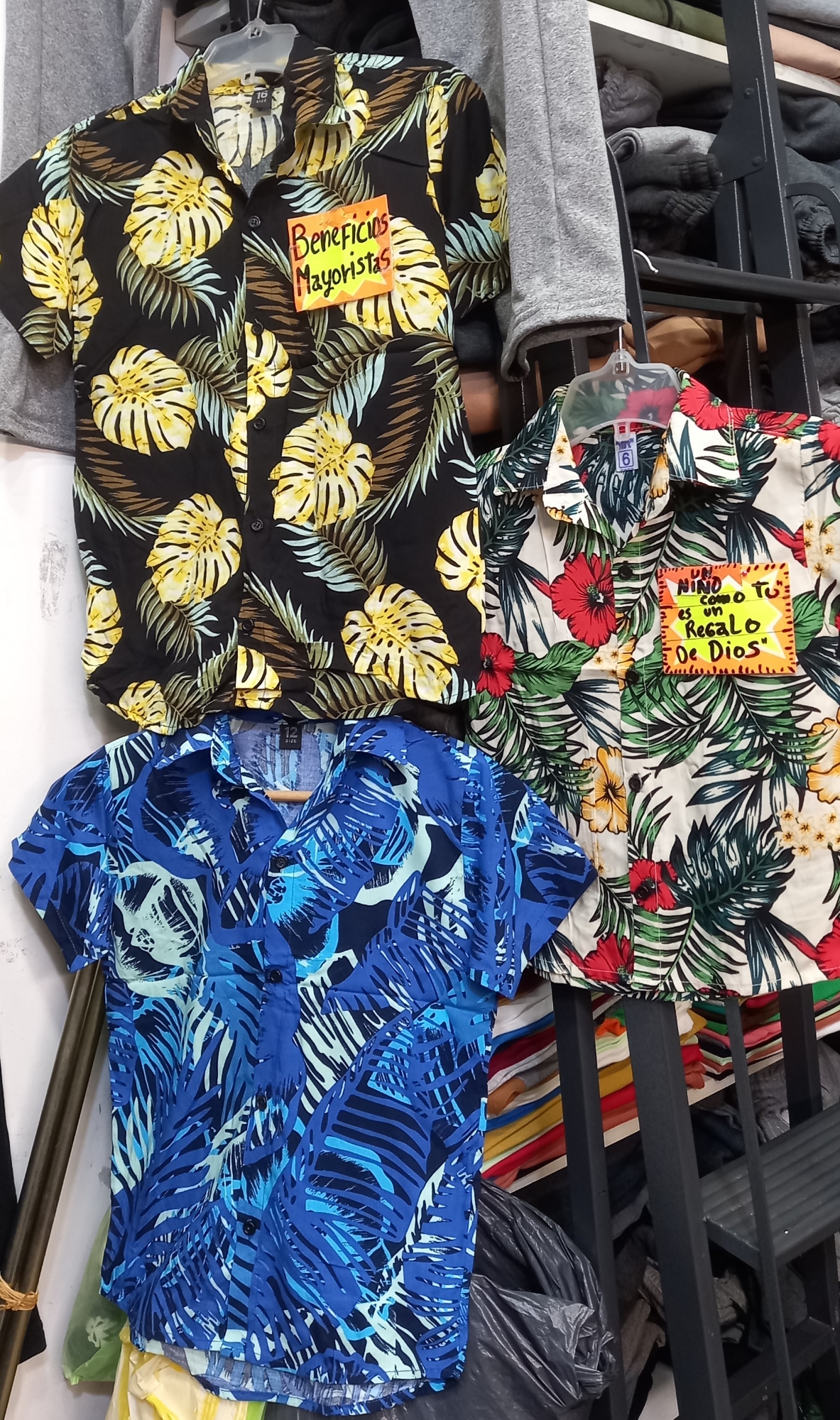 Camisas Hawaianas la Vida Es Mejor en la Playa - Imagen 3