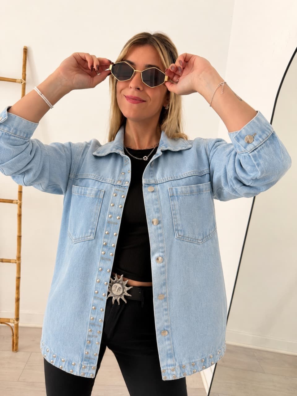 Camisaco Jeans con Tachas - Imagen 3