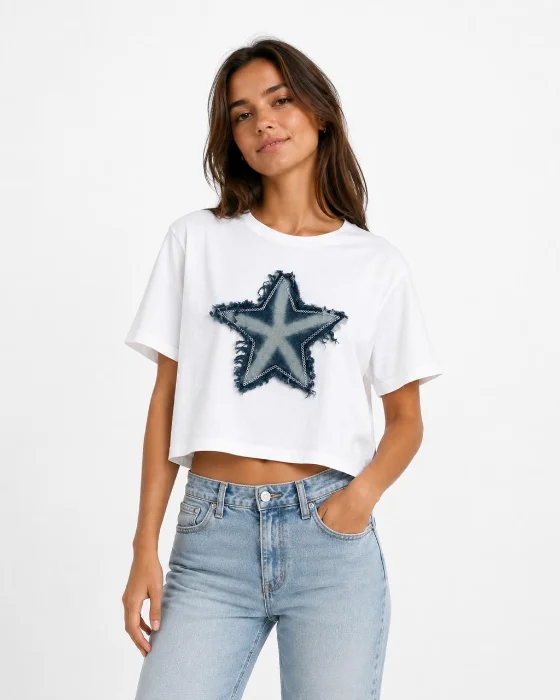 Remera Boxy Fit Aplique Estrella