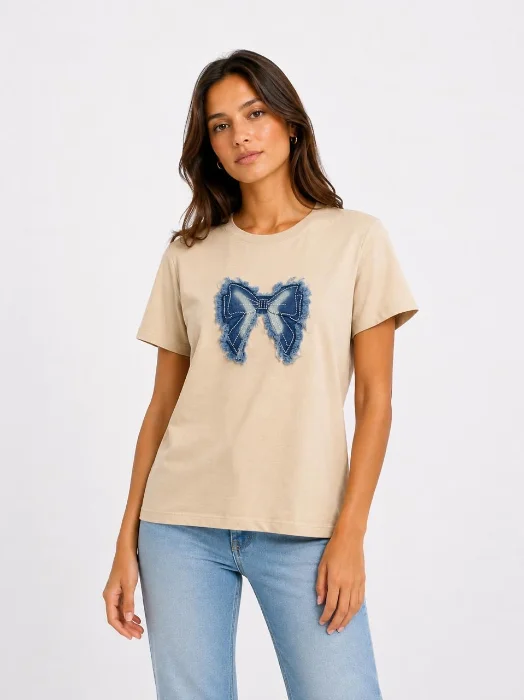 Remera Clasica Aplique Moño
