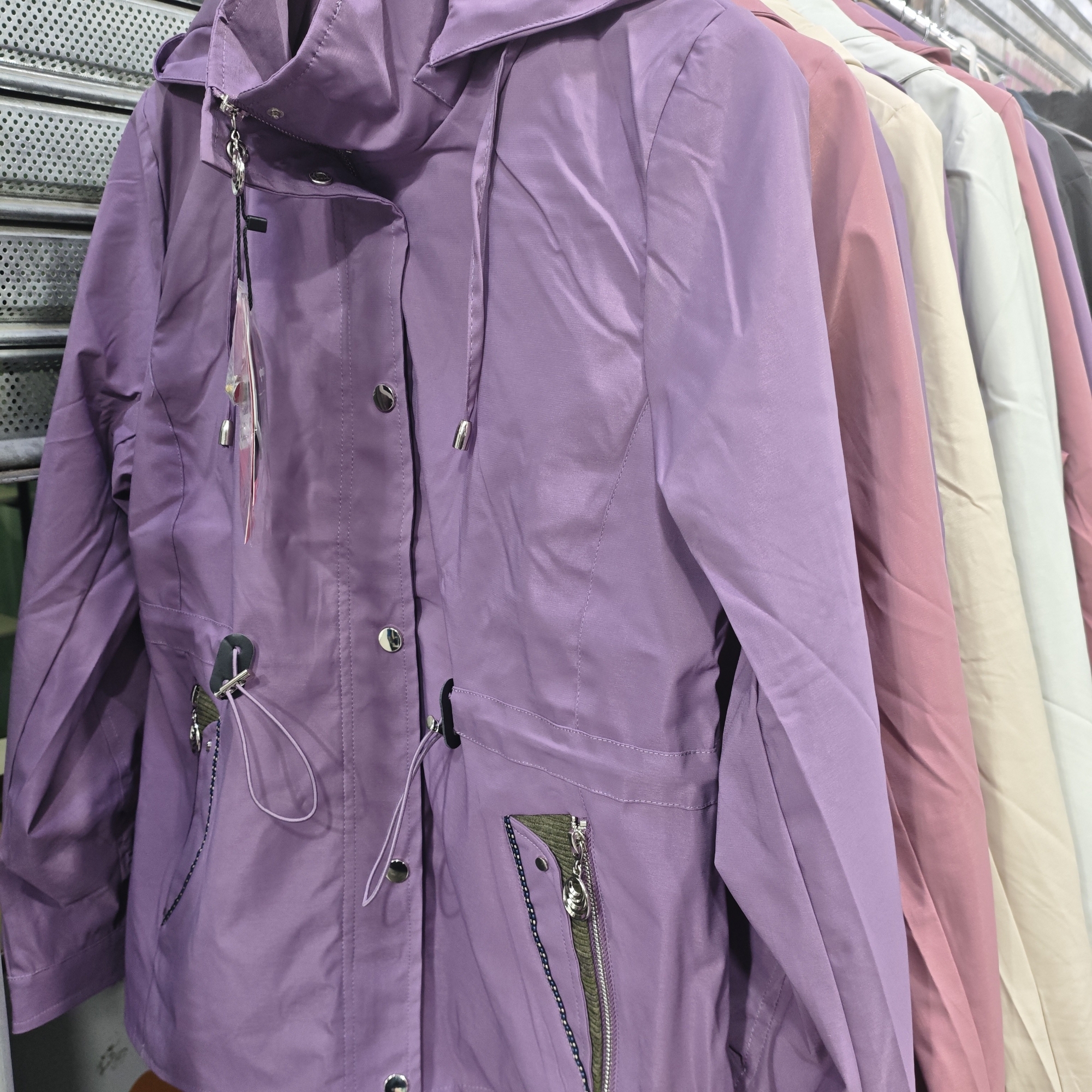 Campera Impermeable Rompevientos - Imagen 2
