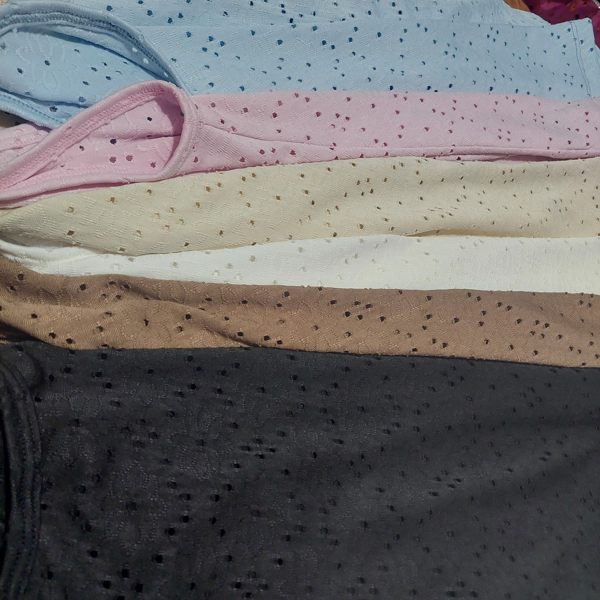 Remera de Brodery con un Volado - Imagen 2
