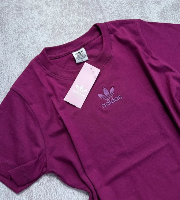 Remera Adi Logo Bordado