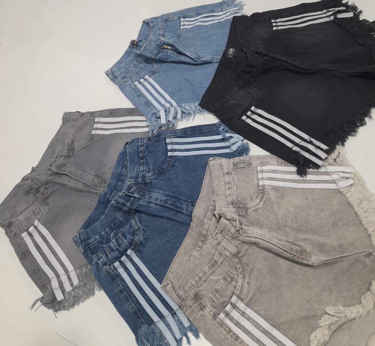 Shorts Tres Tiras - Imagen 2