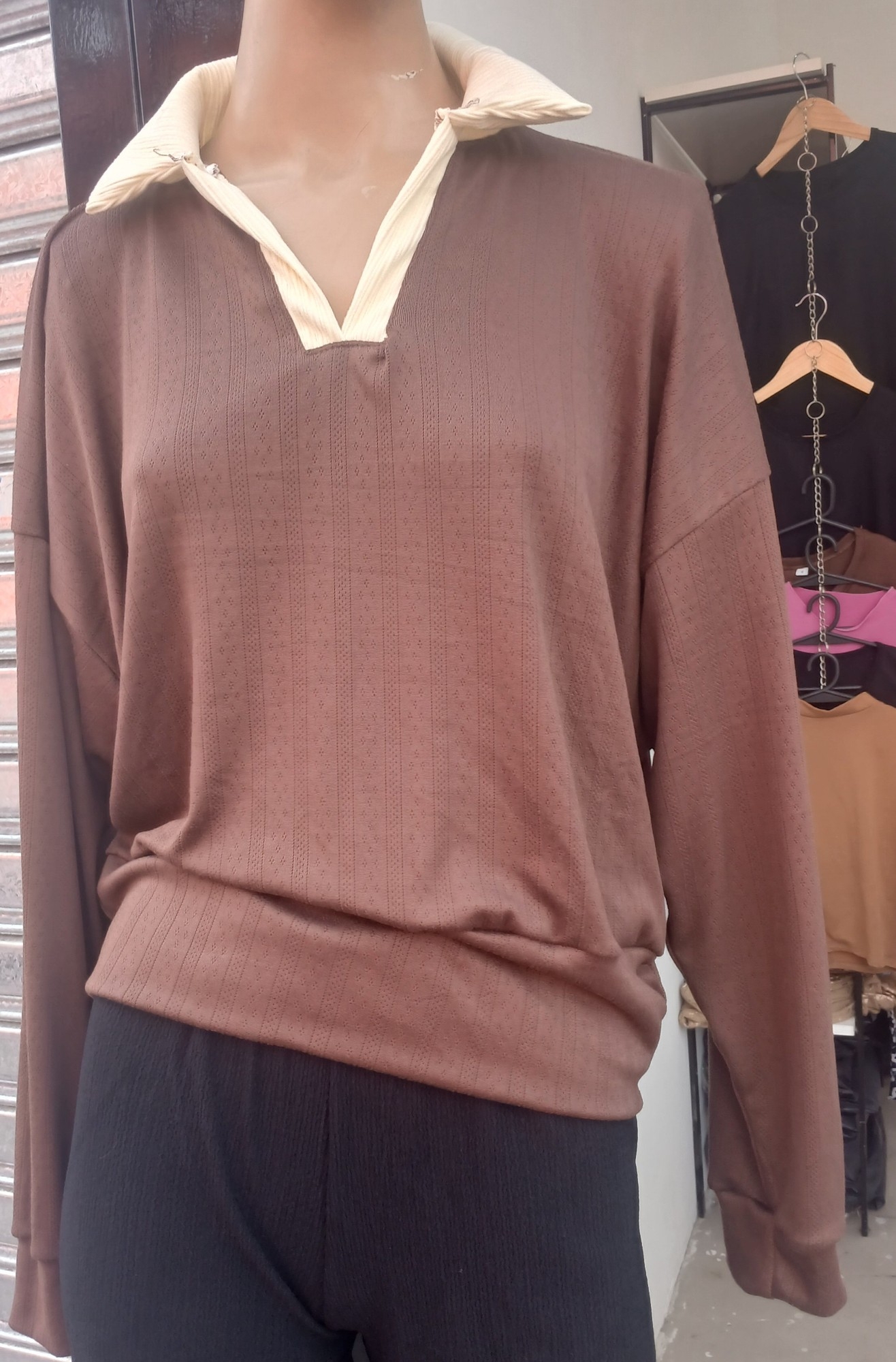 Buzo Cuello Cartera - Imagen 2