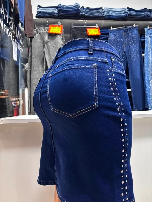 Pollera de Jeans con Tachas