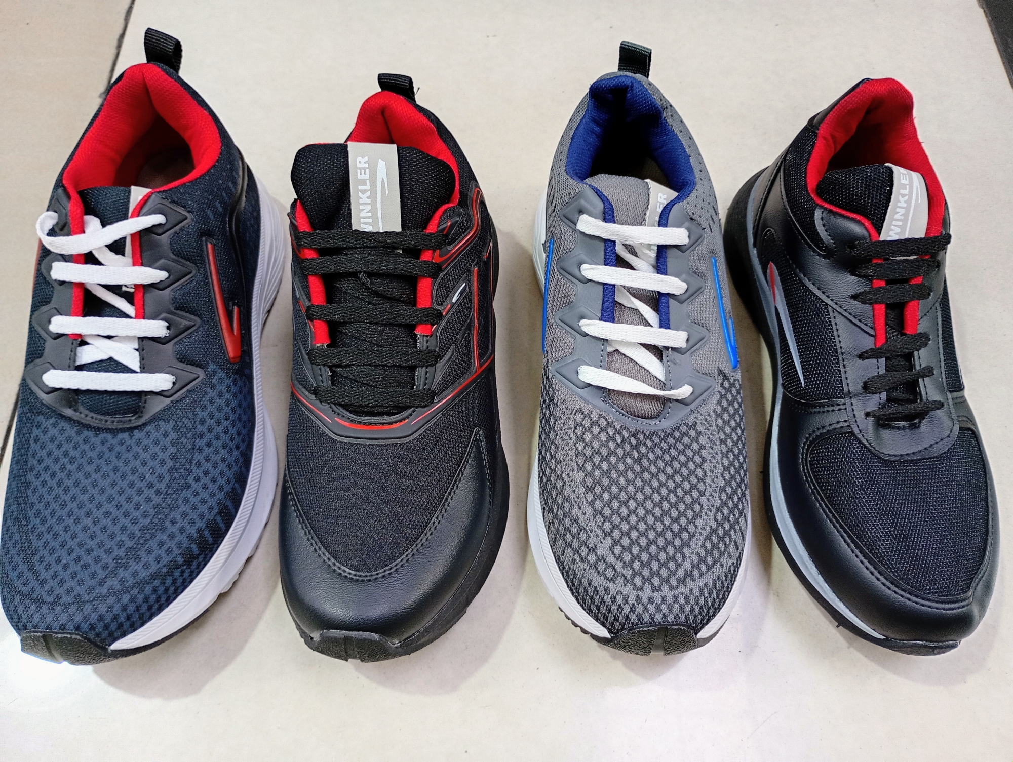 Zapatillas de Hombre en Liquidación. - Imagen 3