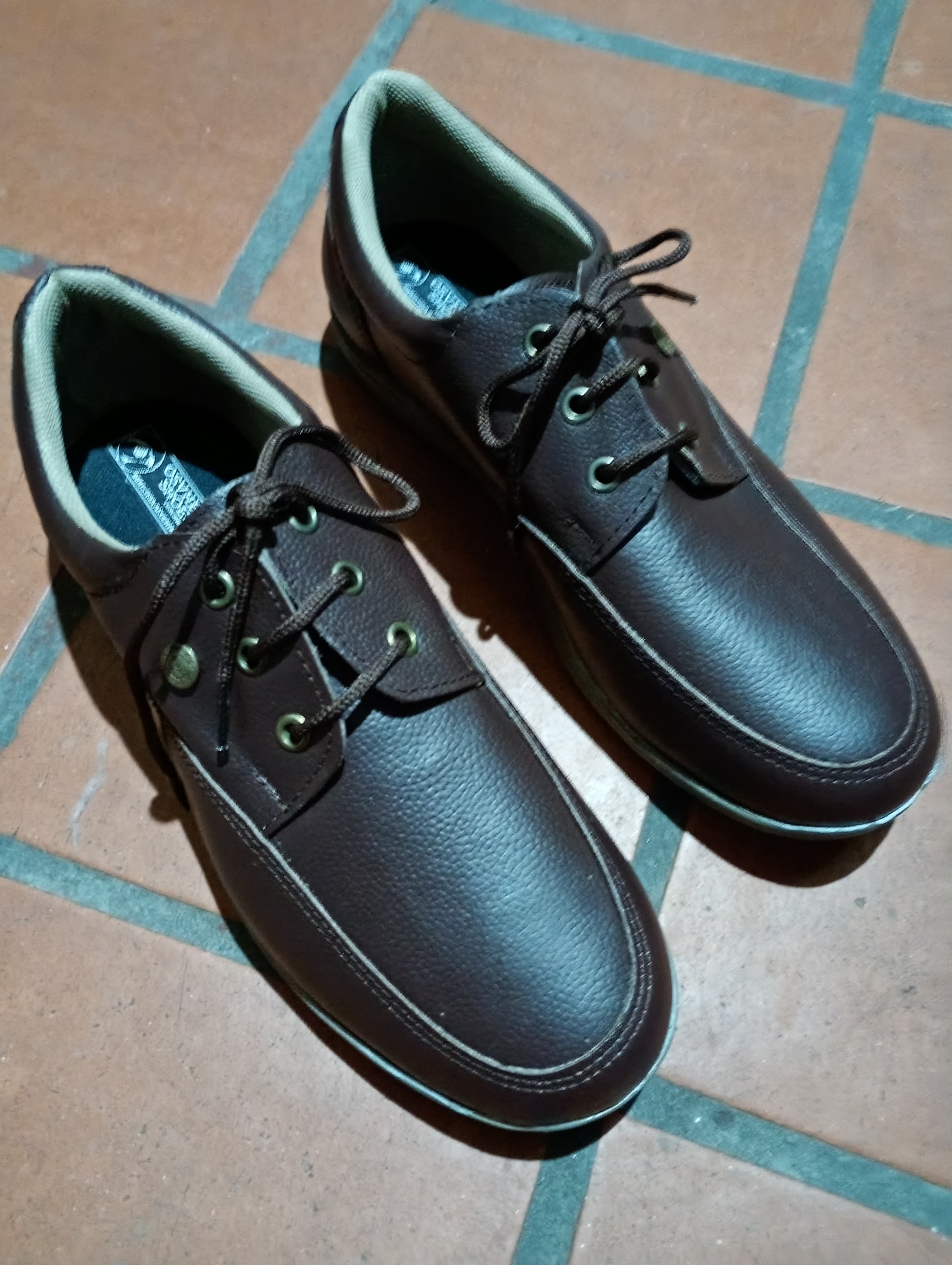 Zapatos de Hombre en Liquidación. - Imagen 2