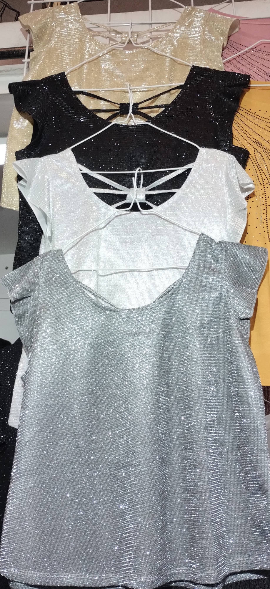 Blusa con Brillo y Volados para Fiestas - Imagen 2