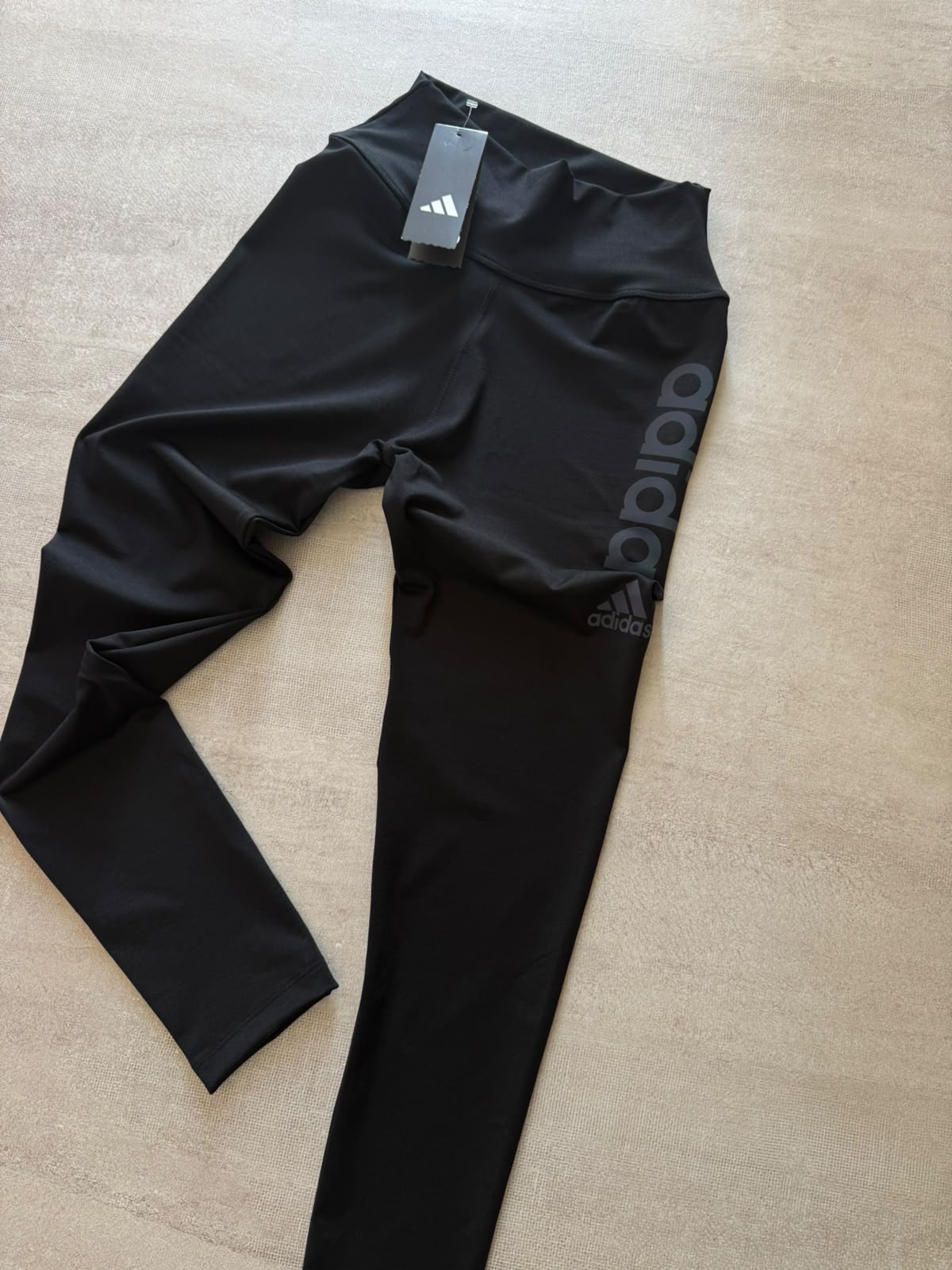 Conjuntos y  Calzas Cortas, Largas, Biker, Capri, Oxford Todo en Calzas - WhatsApp%20Image%202026-09-09%20at%202.50.05%20PM%20(2).jpeg