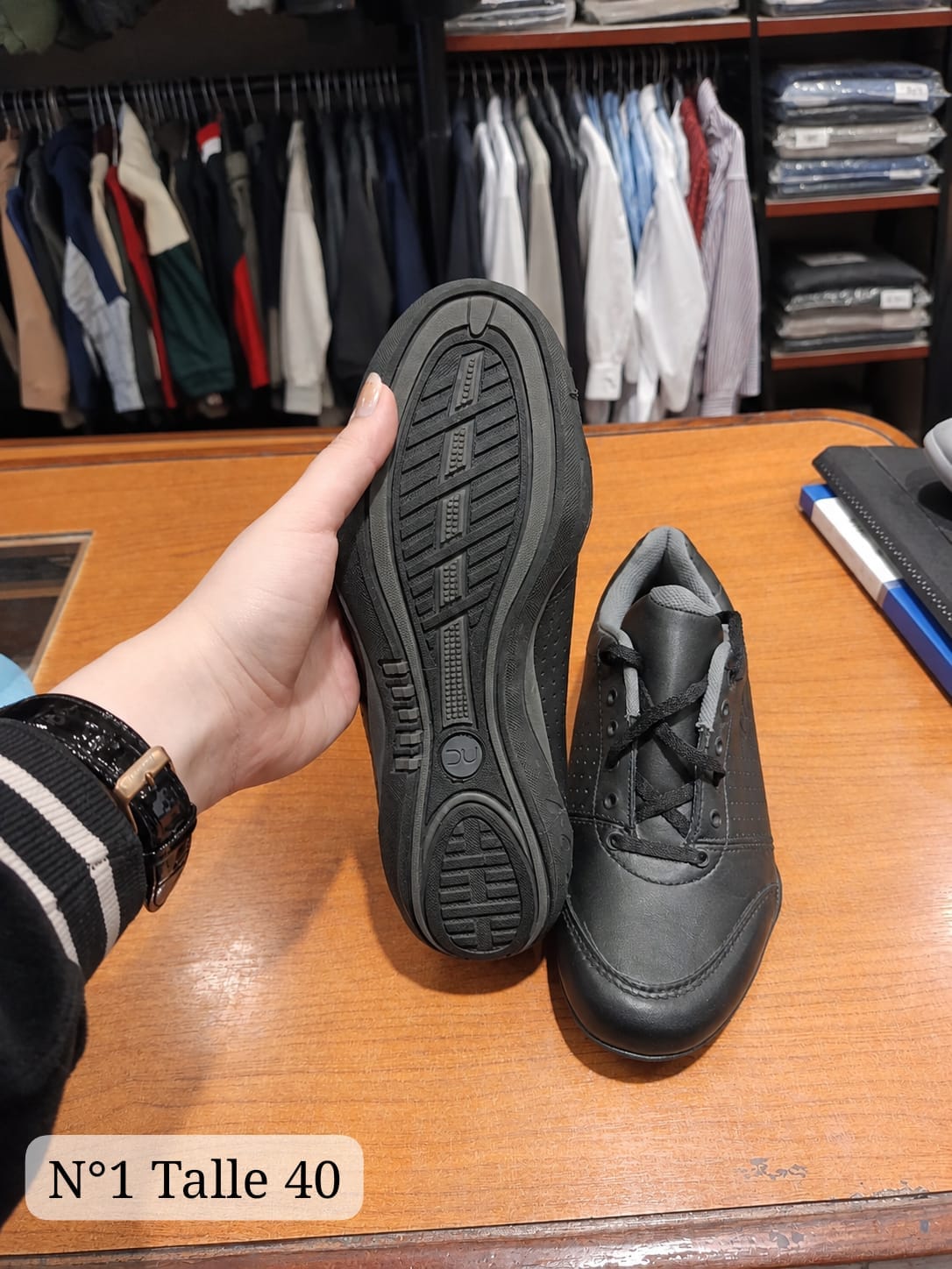 Zapatillas - Liquidación - WhatsApp%20Image%202026-09-11%20at%2011.07.45%20AM.jpeg