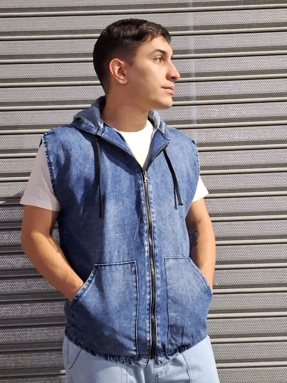 Chalecos de Jeans Rígidos - Imagen 2
