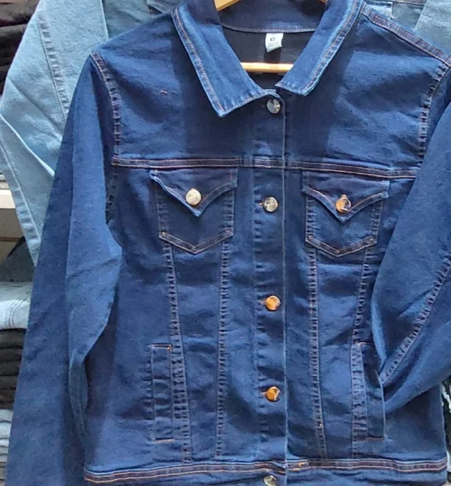Talles Especiales Camperas de Jeans Dama Elastizadas