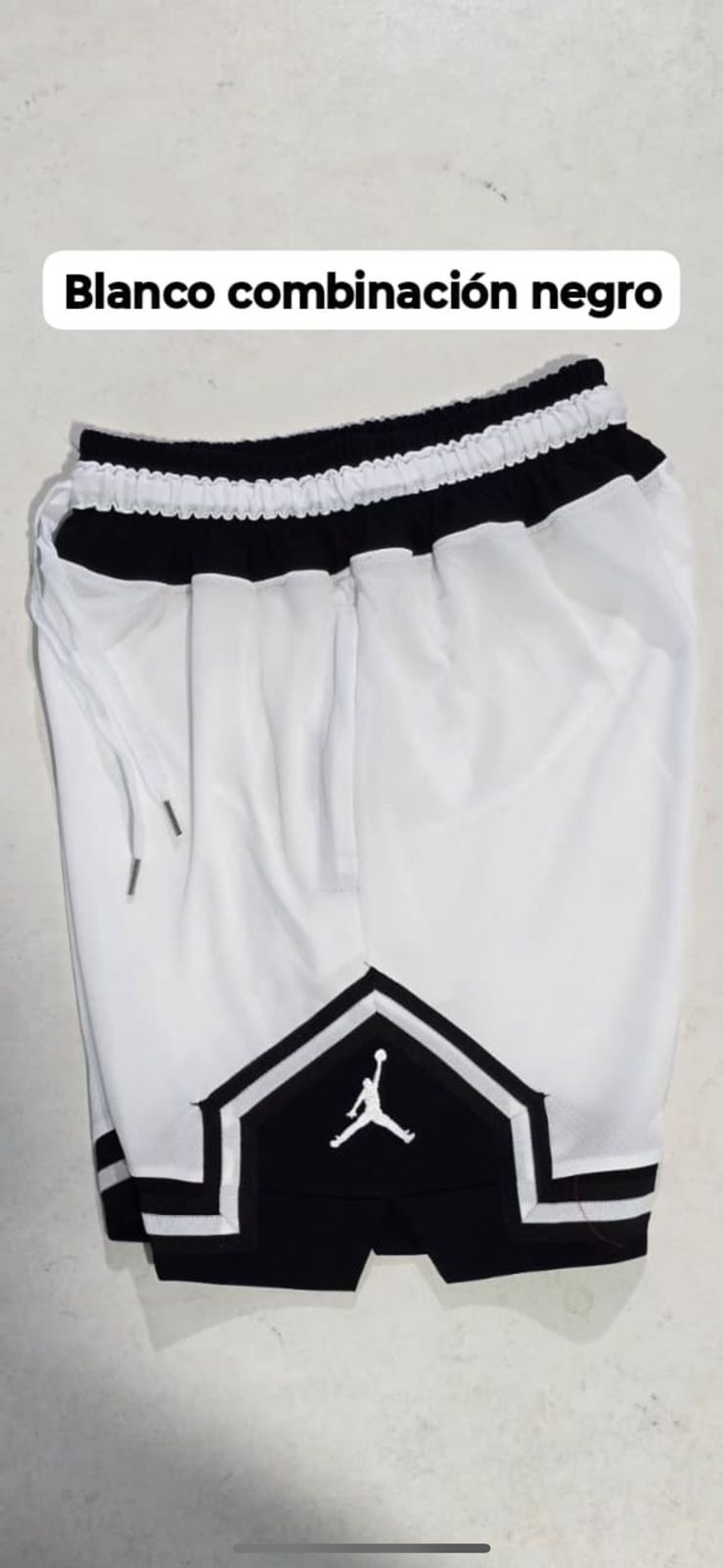 Short Jordan Deportivo - 4adb37e3-31f9-40a5-b37c-56b655a5b667.jpeg