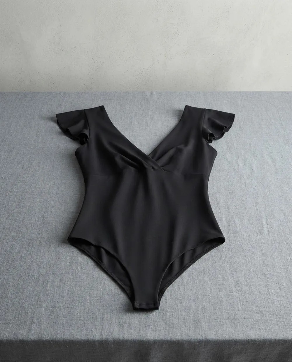 Body Mujer Escote V con Volado Talle Unico (artículo 188) - 30.2%20BODY%20CUELLO%20V%20CON%20VOLADOS.jpg