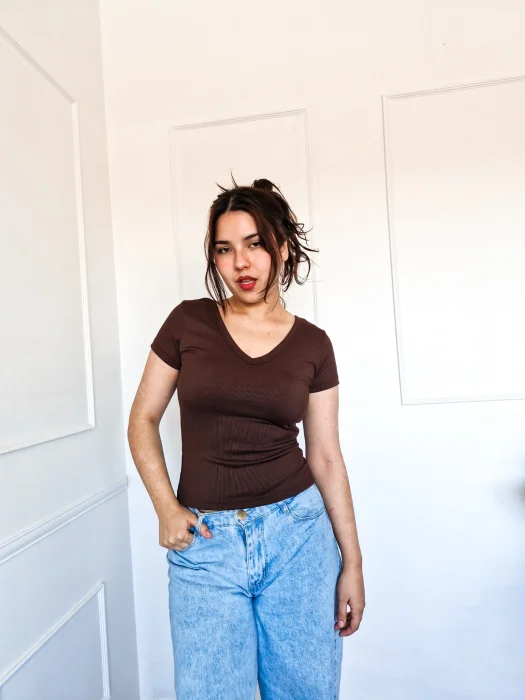 Remera Escote V  M