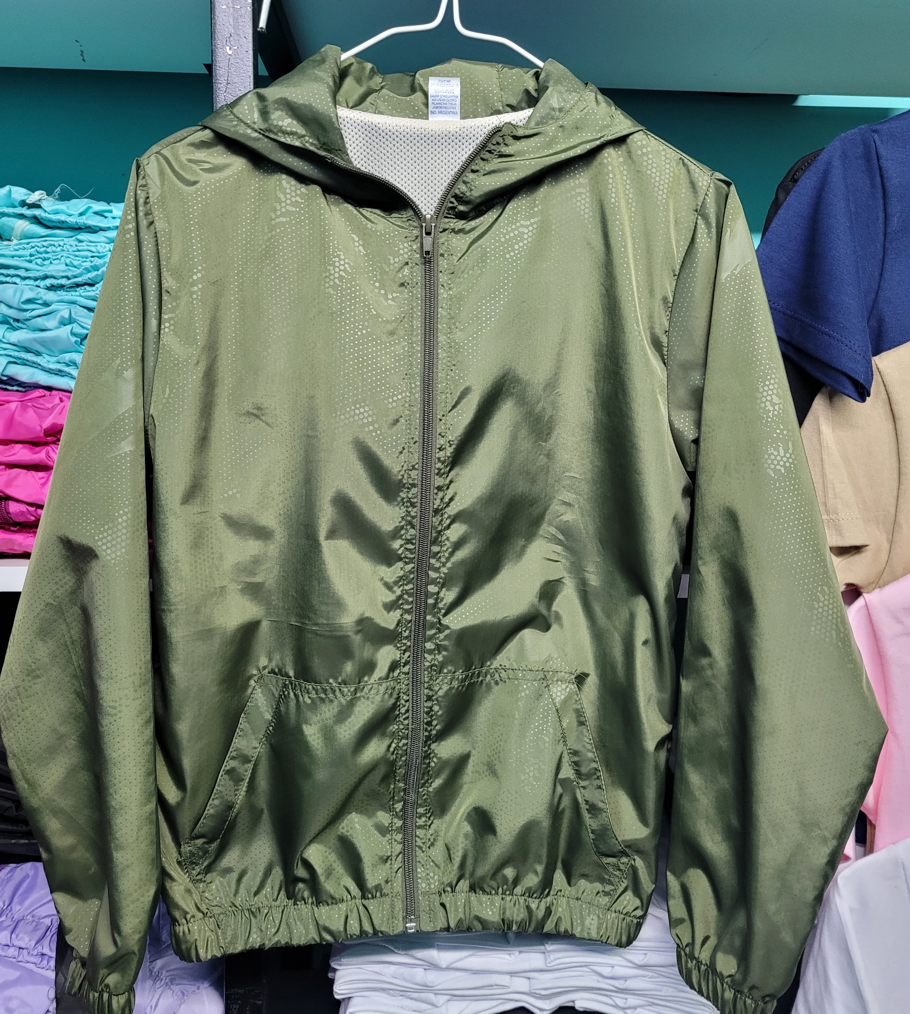 Campera Rompeviento de Nenes Calidad Premium - Imagen 2