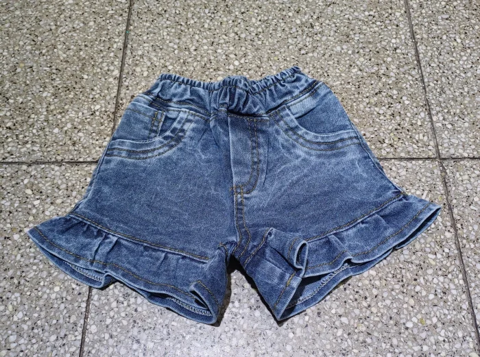 Short con Volados