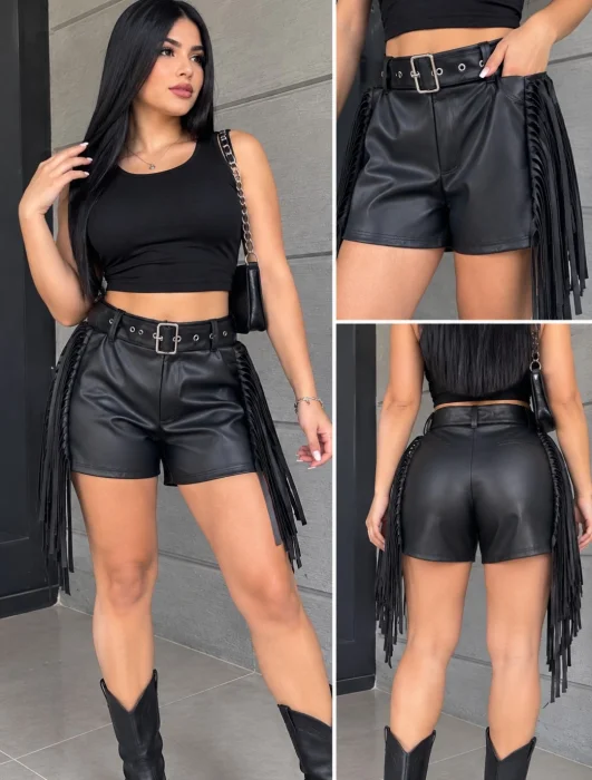 Shorts Engomado