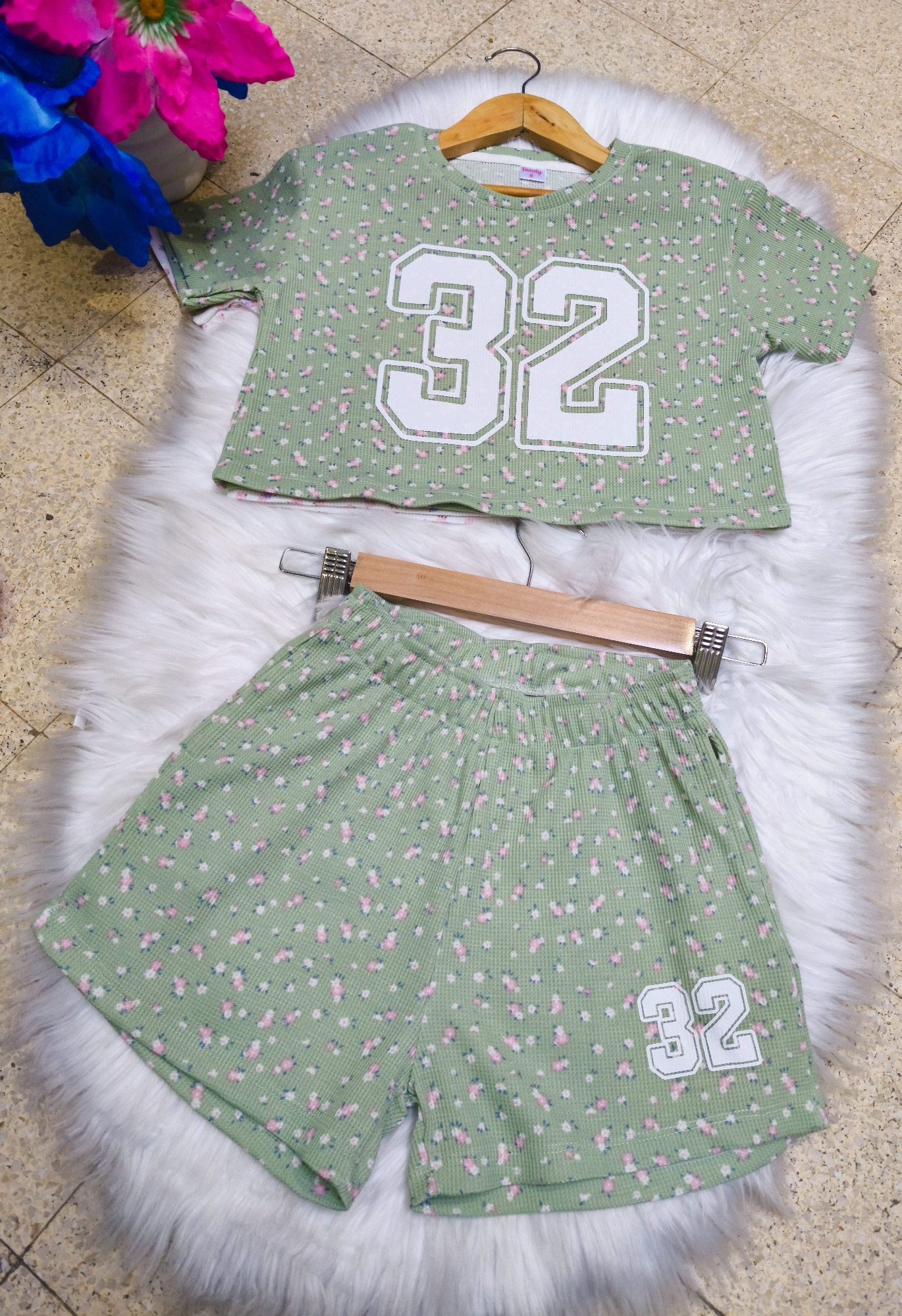 Crop Top + Short Baggy - Imagen 3