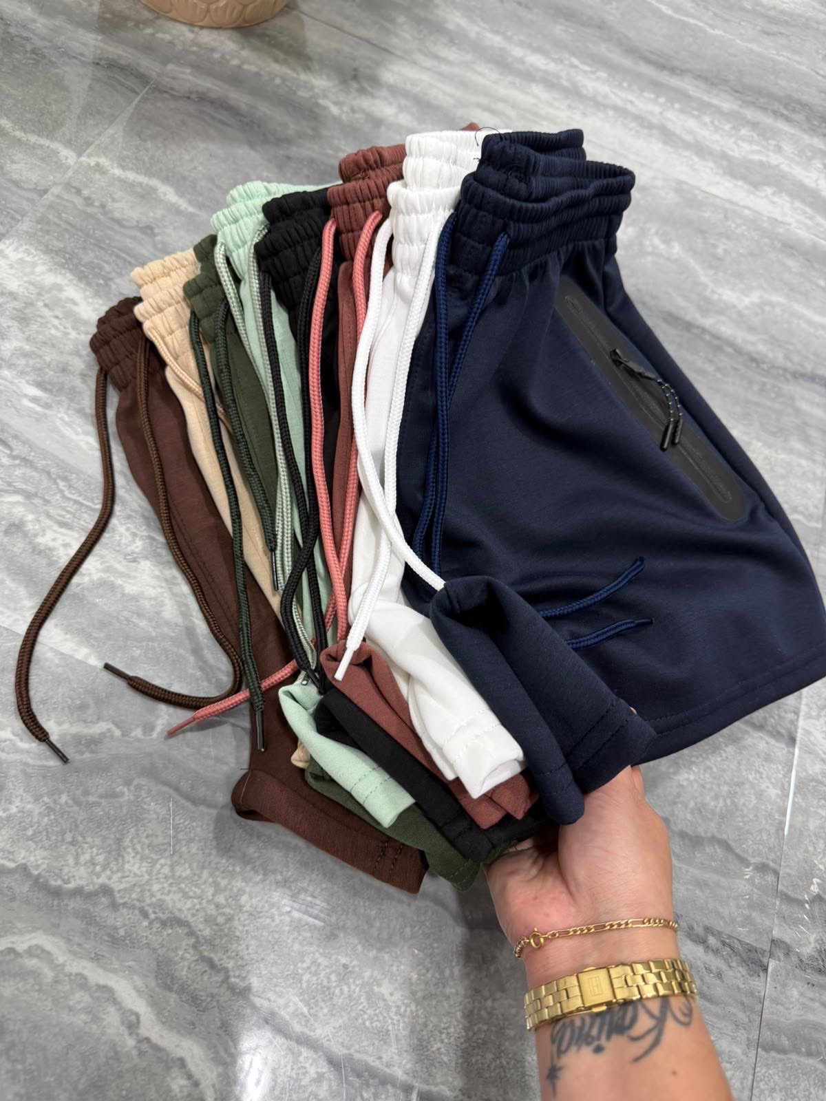Short Deportivo de Scuba Alo - 81f8b697-e089-46cc-a692-6f9c26e57600.jpeg