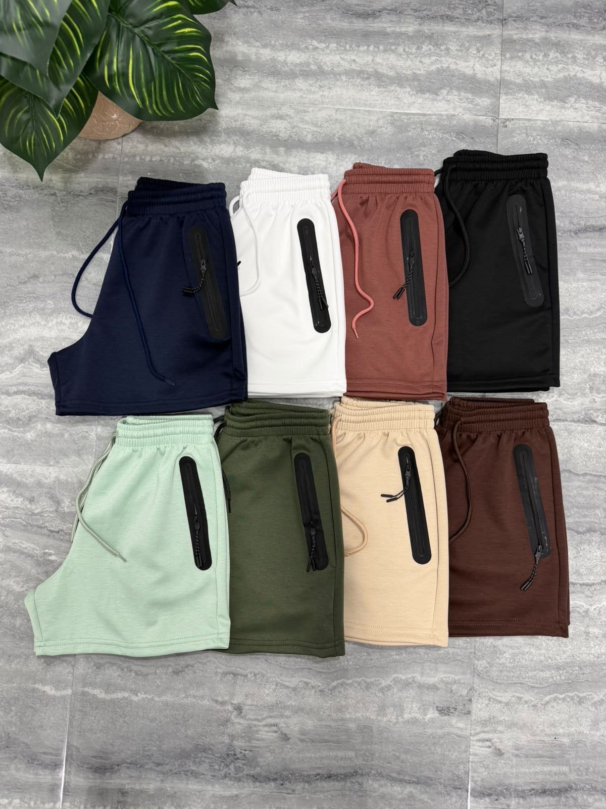 Short Deportivo de Scuba Alo - 8caf7396-8f94-4b50-a557-9d32cec2c4c1.jpeg