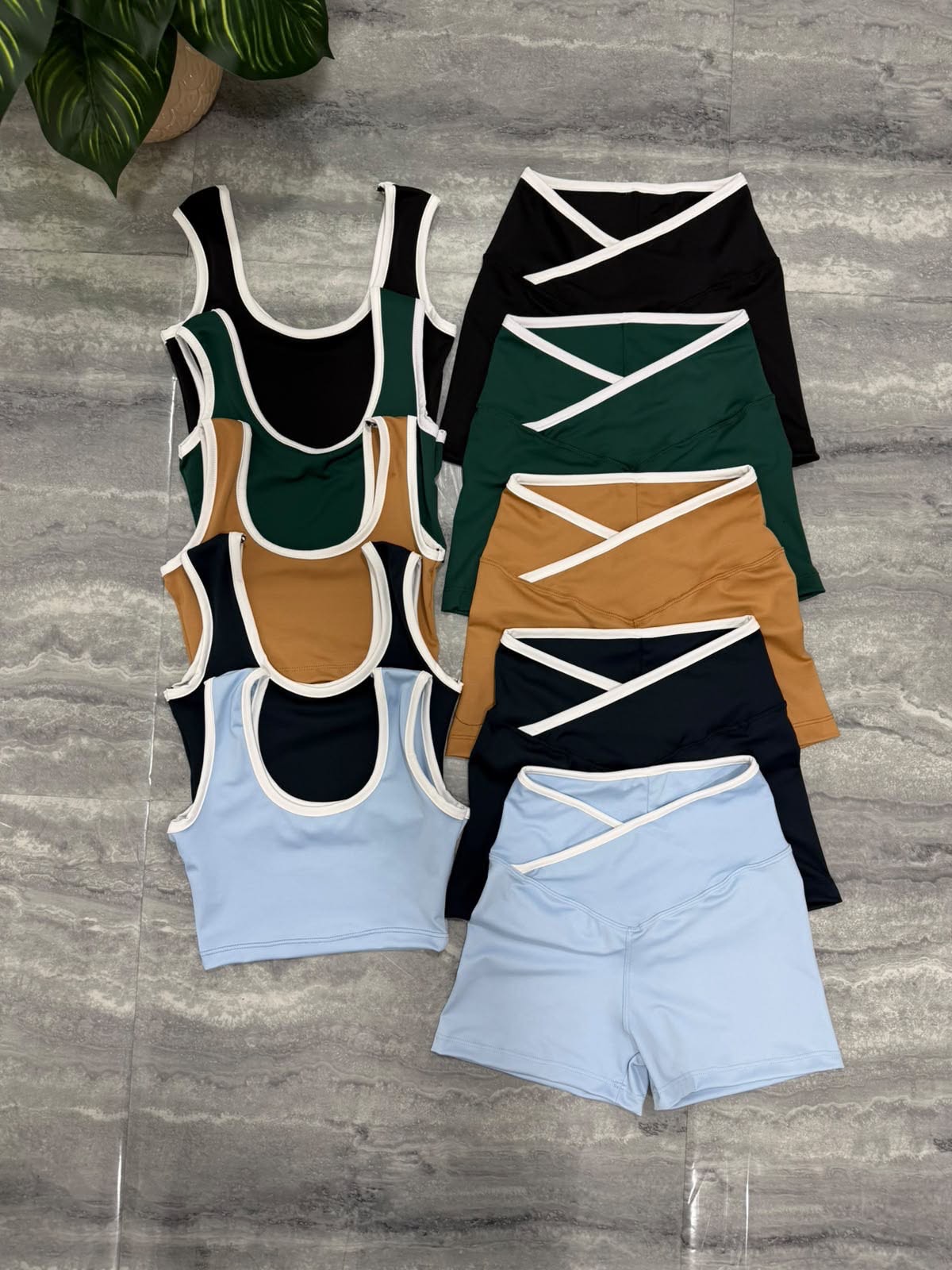 Conjunto Yoga - 61a8cc30-2057-4cdb-bd5a-7c76ec5a4fd8.jpeg