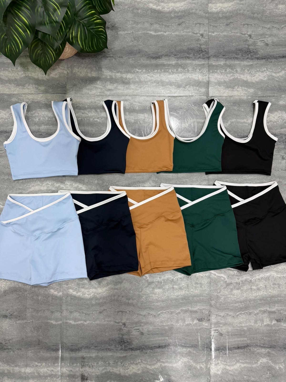 Conjunto Yoga - 43e739a7-0076-4027-b46f-8e0a610c69ac.jpeg