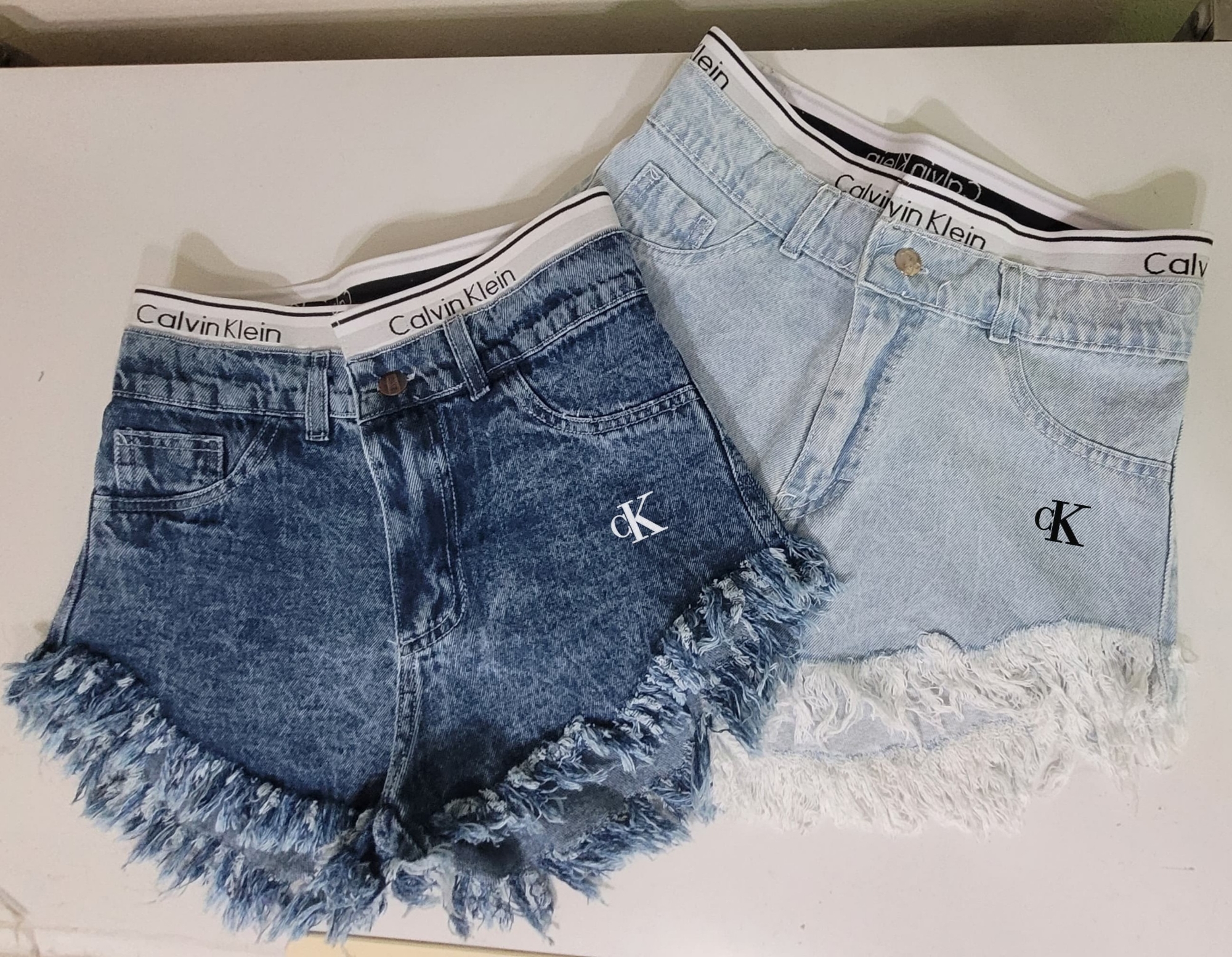 Short Playero Ck con Bigotes - Imagen 2