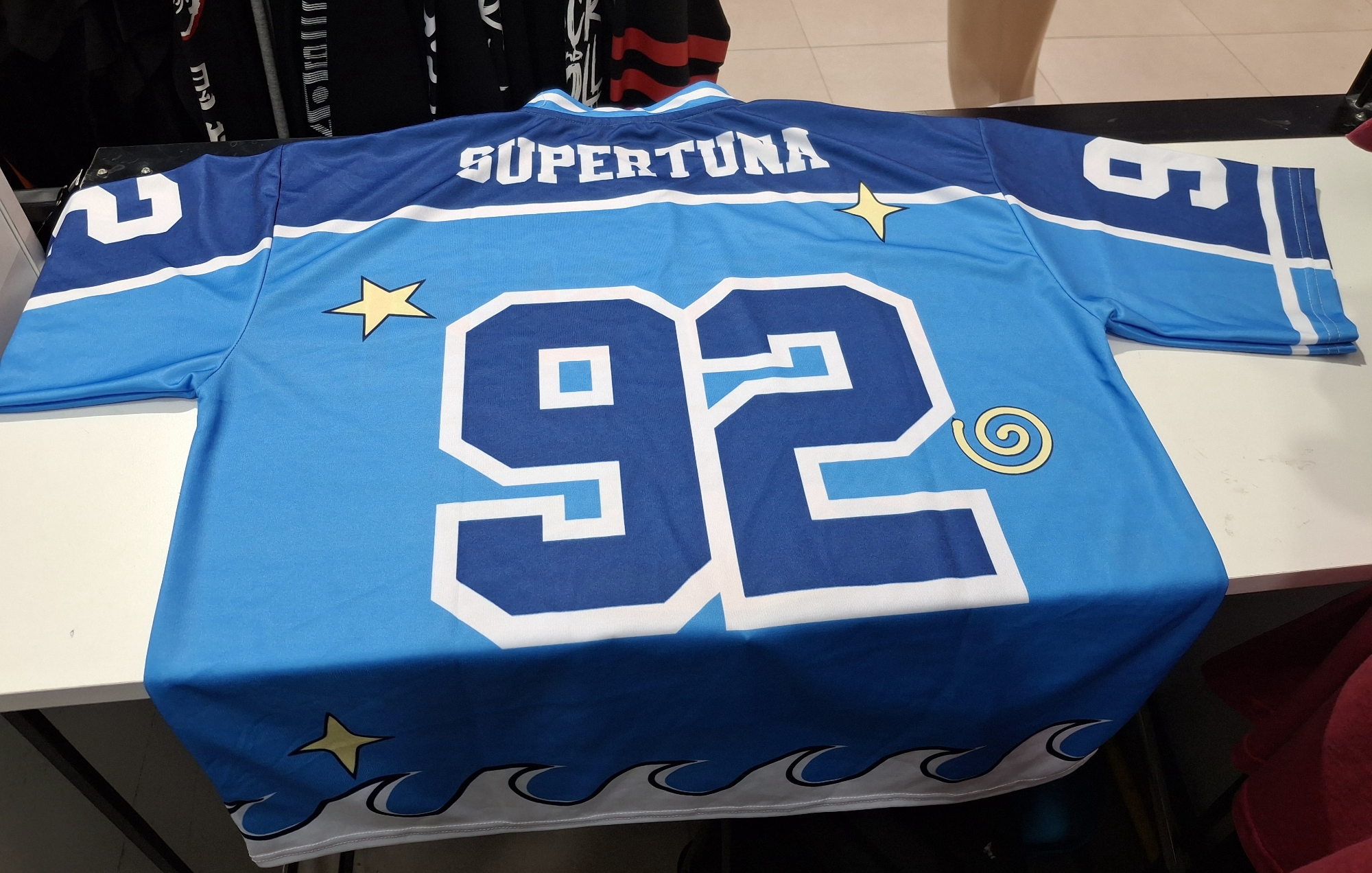 Camiseta Super Tuna Jin - Imagen 3