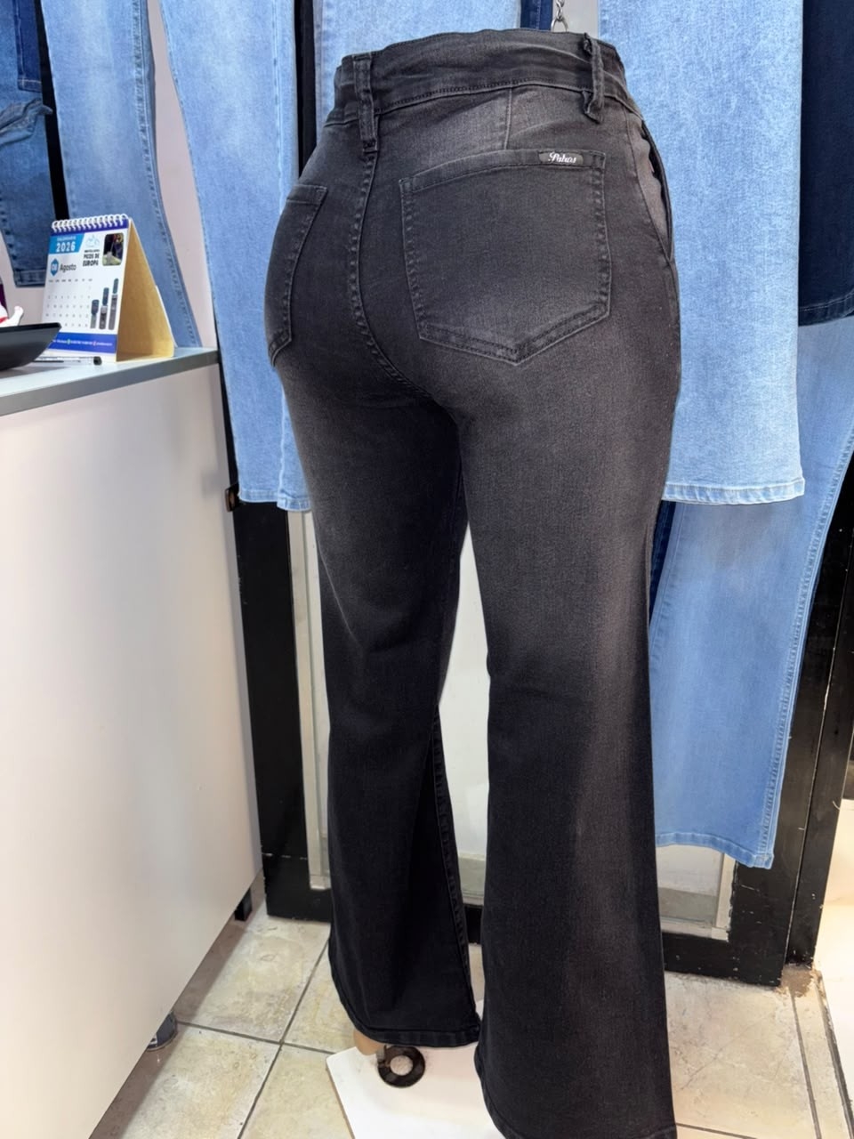 Wide Leg Bolsillos Sastrero y Brillos - Imagen 2