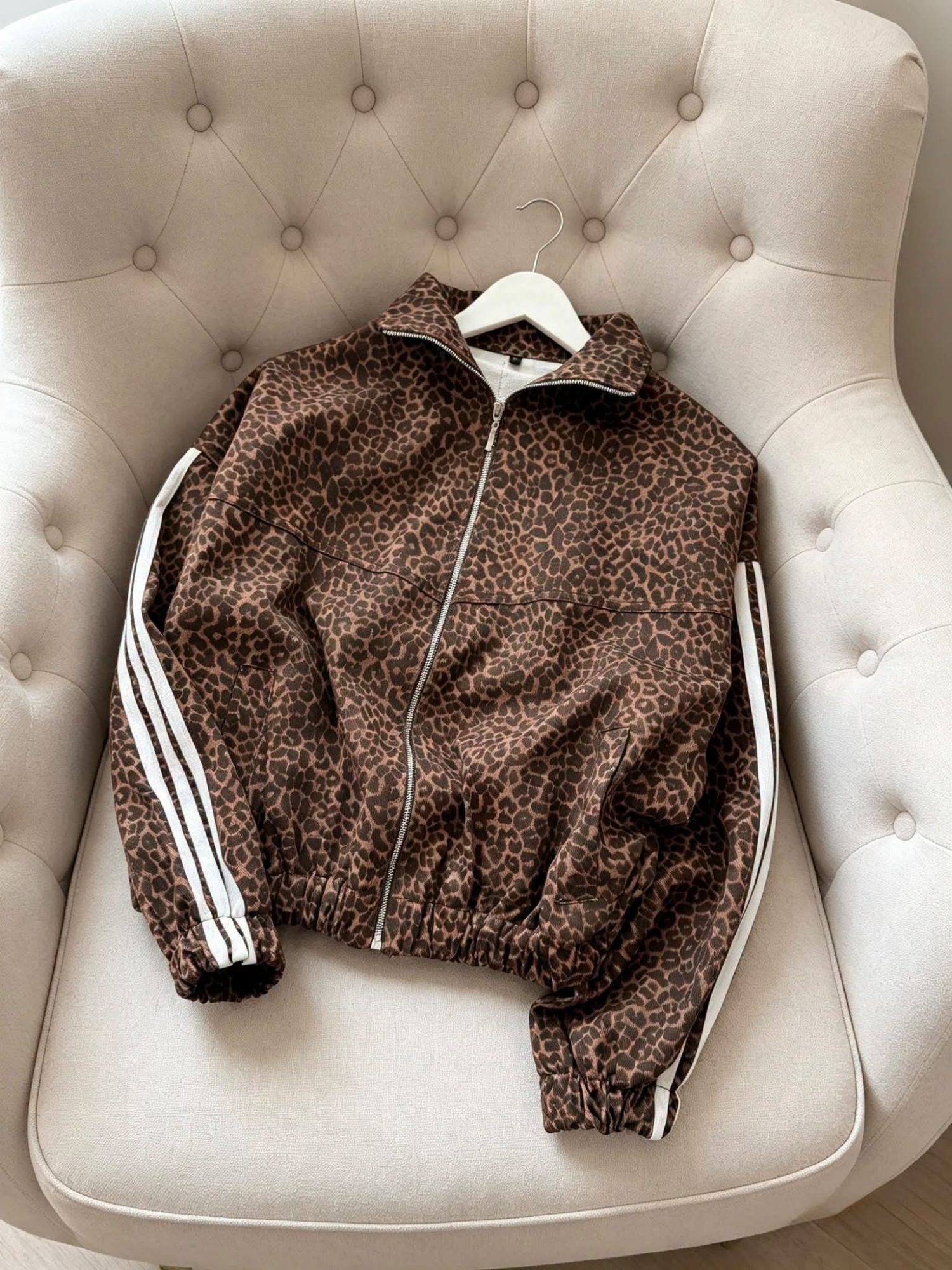 Campera Print 3 Líneas Over Tendencia - Imagen 3
