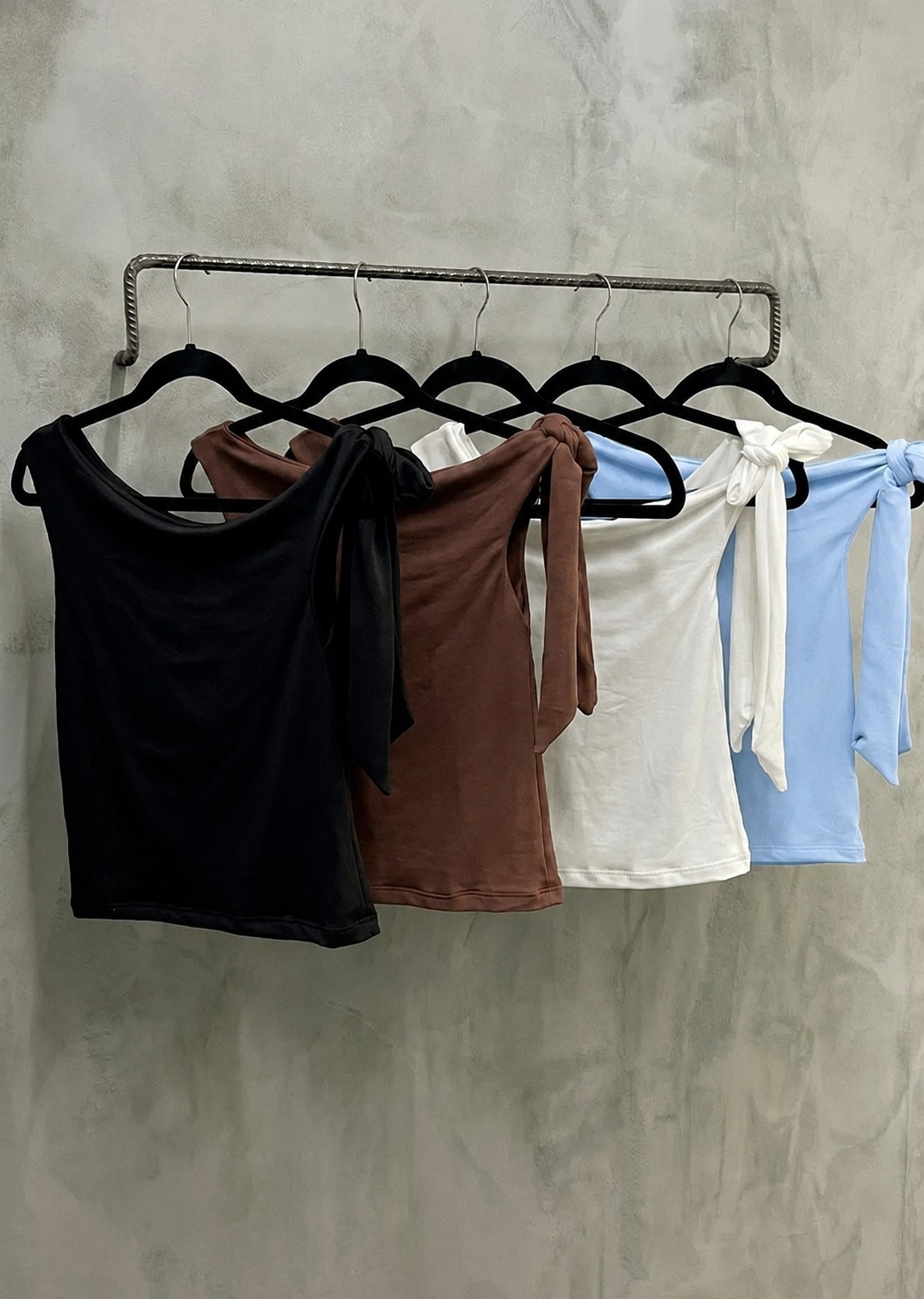 Musculosa Hombro Caido - Imagen 2