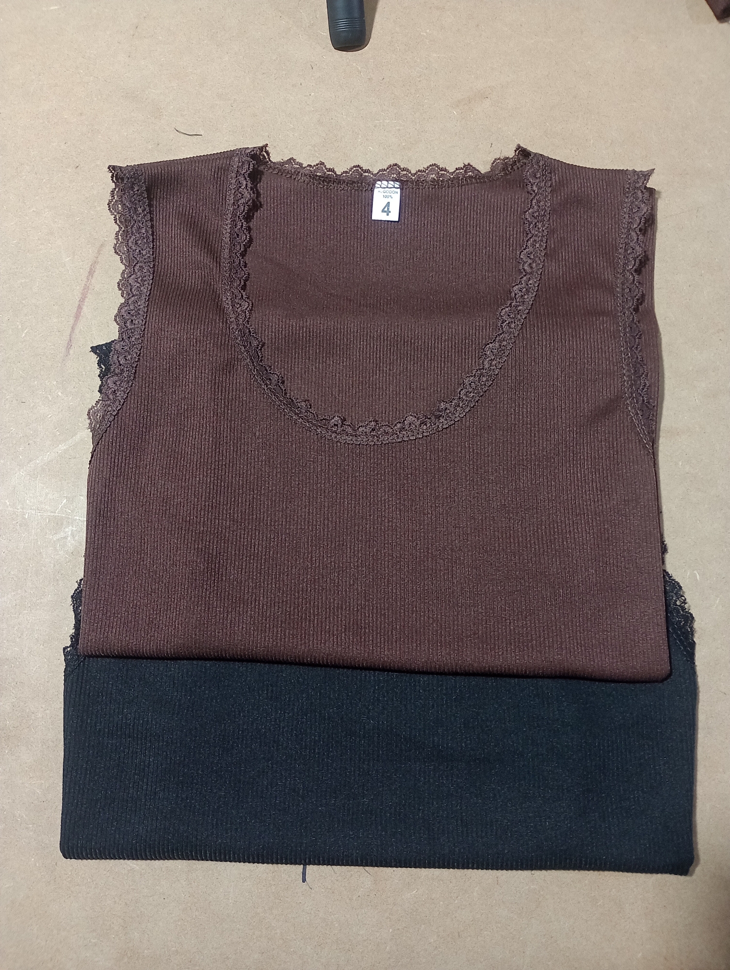 Musculosas Talle 2 y 4 - Imagen 3