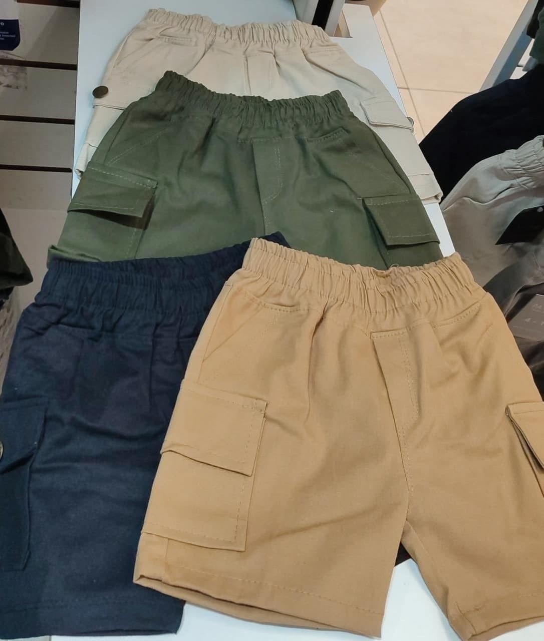 Shorts Cargo Gabardina - Imagen 2