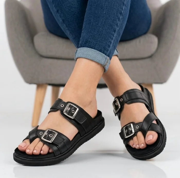 Sandalias Cruzadas Hebilla
