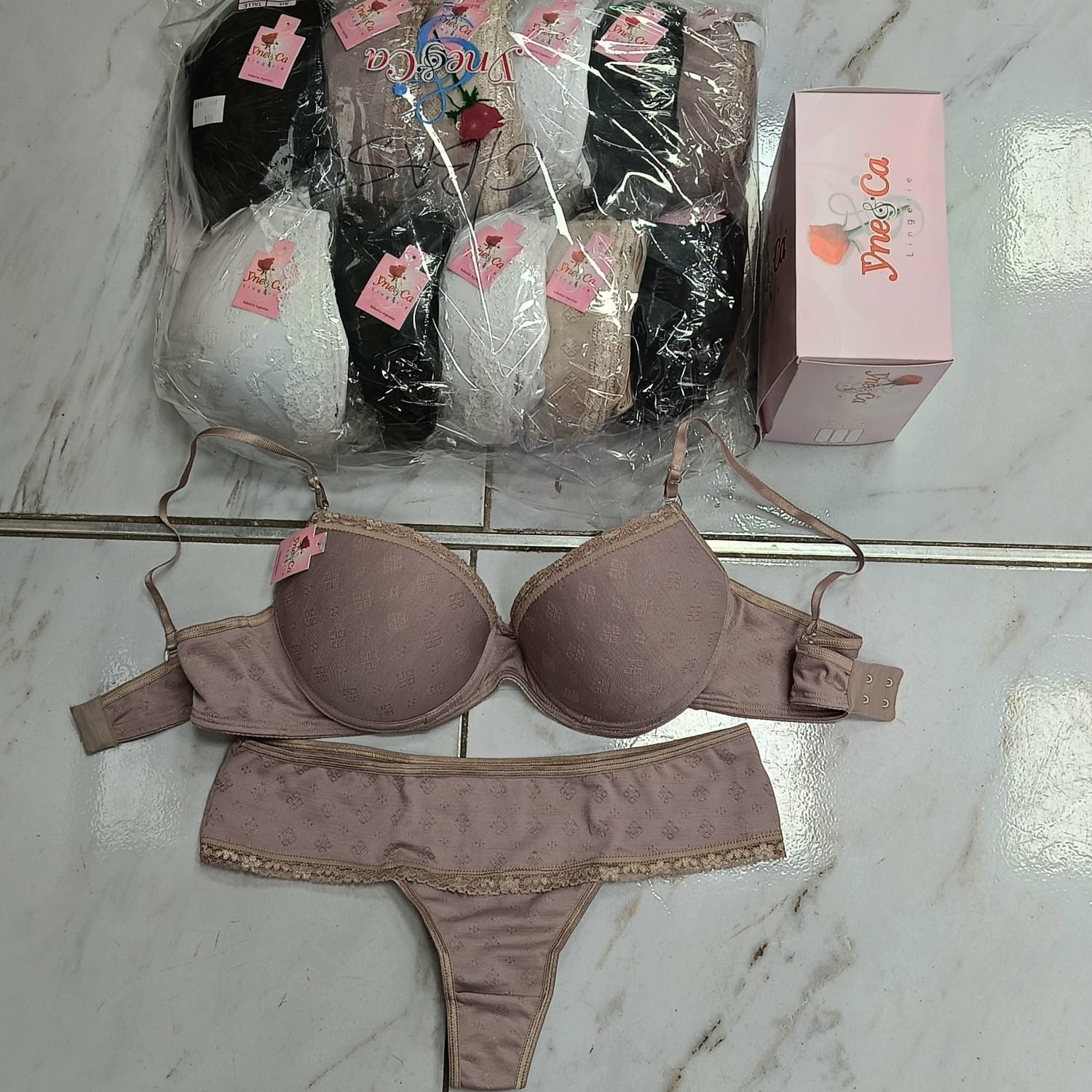 Ineka "conjunto Sof con Base Art.2320 -840 con Cajas - Imagen 4