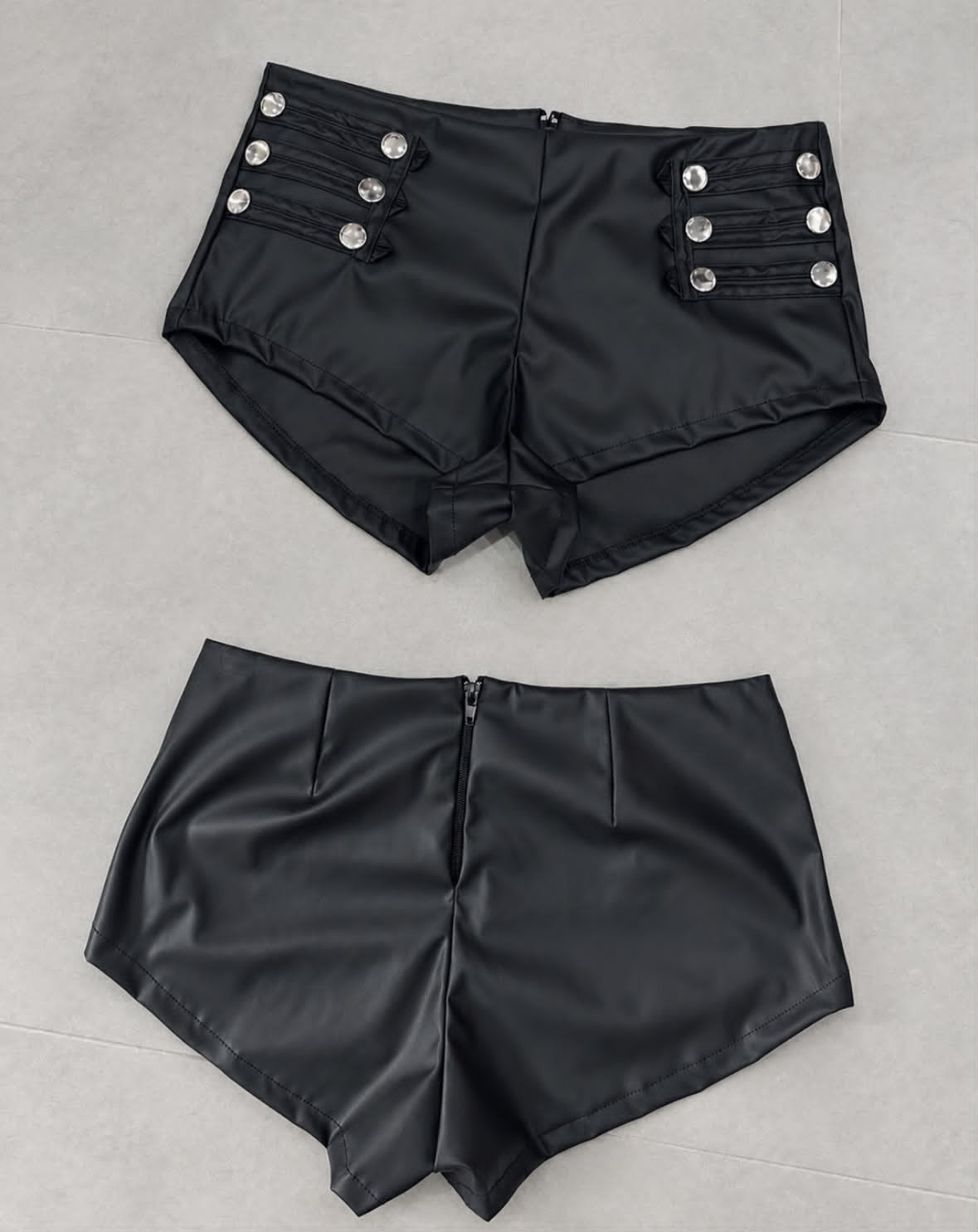 Short Engomado - Imagen 3