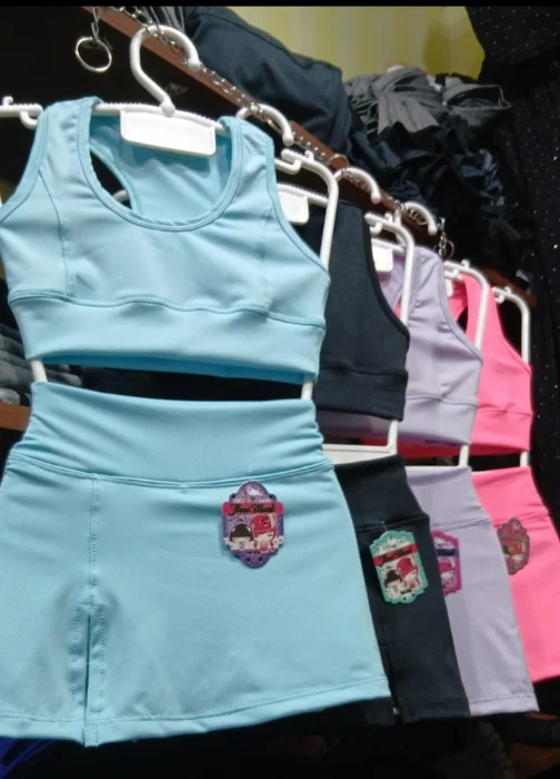 Conjuntos de Laycra Shorts Pollera y Top Lisos