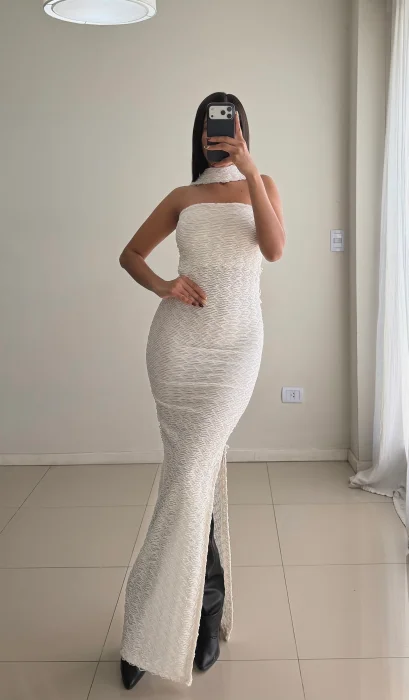Vestido Encanjes Estraple por Talles