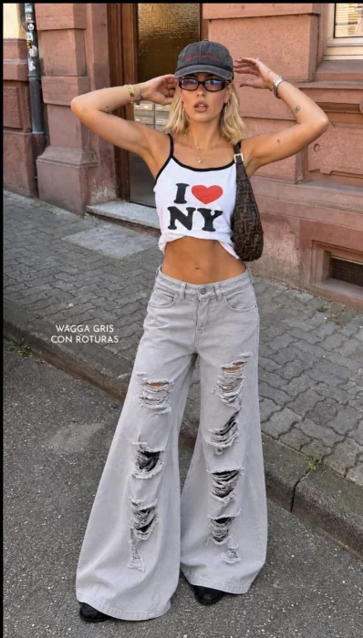 Mega Wide Color Gris con Roturas Tela Gabardina Premium