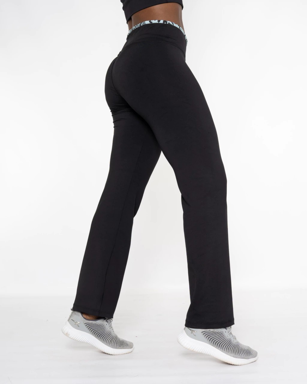 Art. 2 Pantalon Adidos - Imagen 2