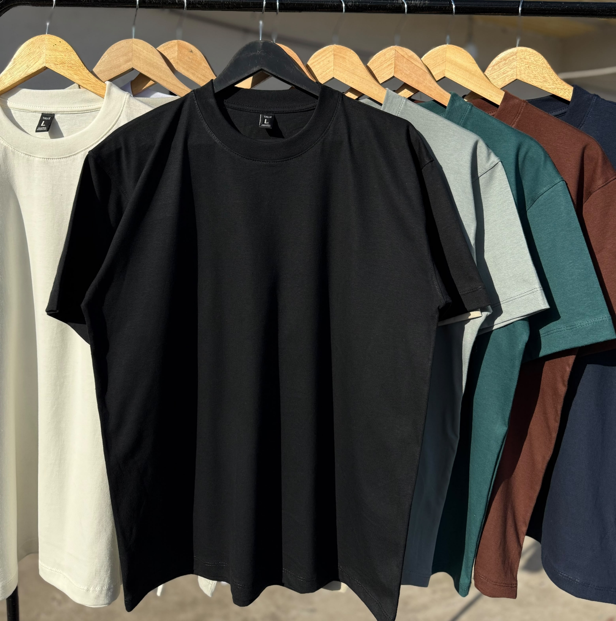 Remeras Clásicas Lisas - Imagen 3
