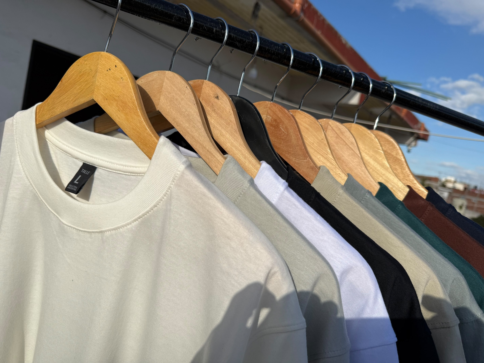 Remeras Clásicas Lisas - Imagen 3