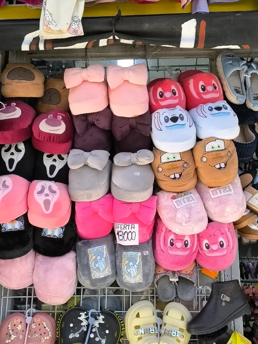 Pantuflones Juveniles (35-40)