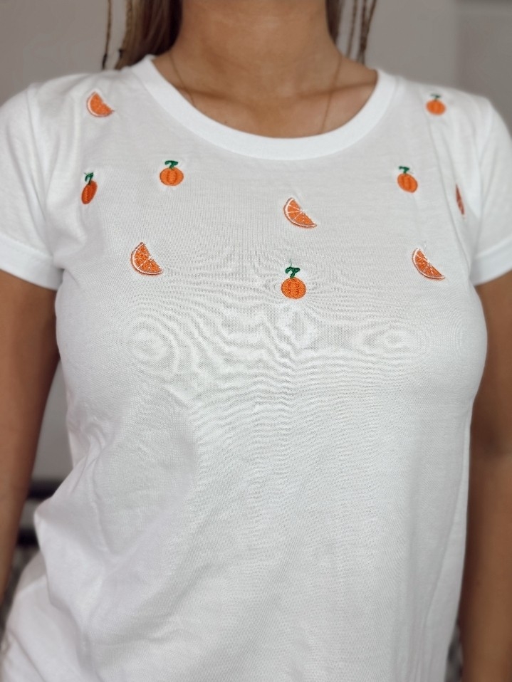 Remera Bordada Frutas - Imagen 3