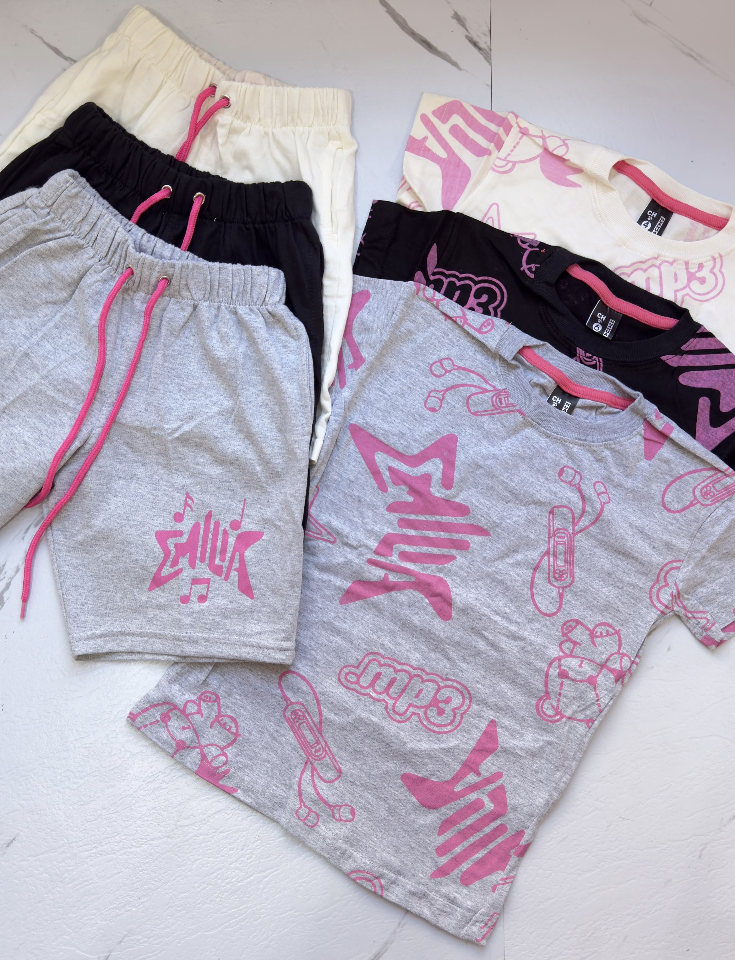 Conjunto Emilia Nena - 473c9765-f01d-4208-b0c5-b2cd3481f7fe.jpeg