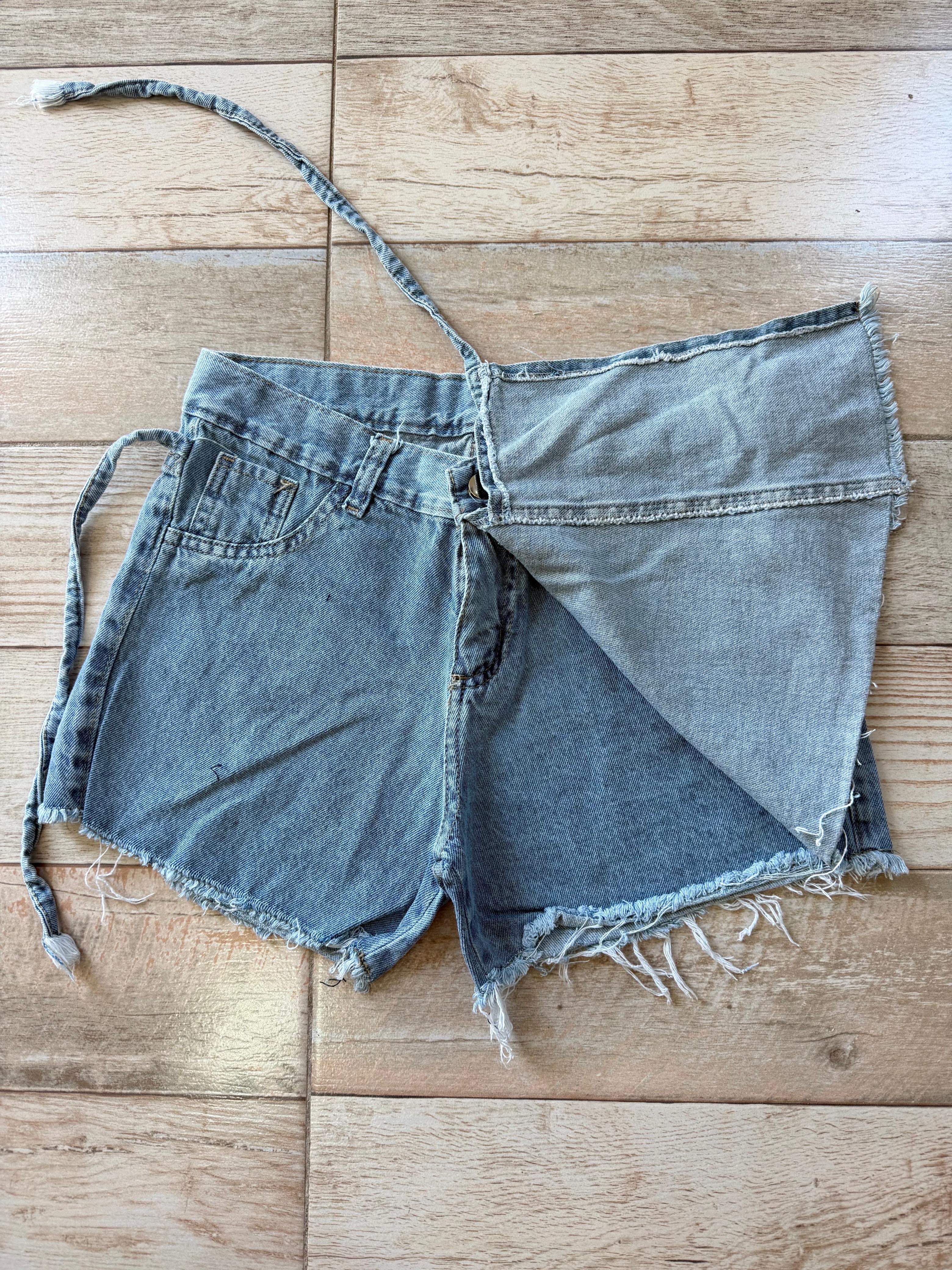 Short Pollera Brillo - f2f0073f-2181-40b3-9e8f-d86f666e3695.jpeg